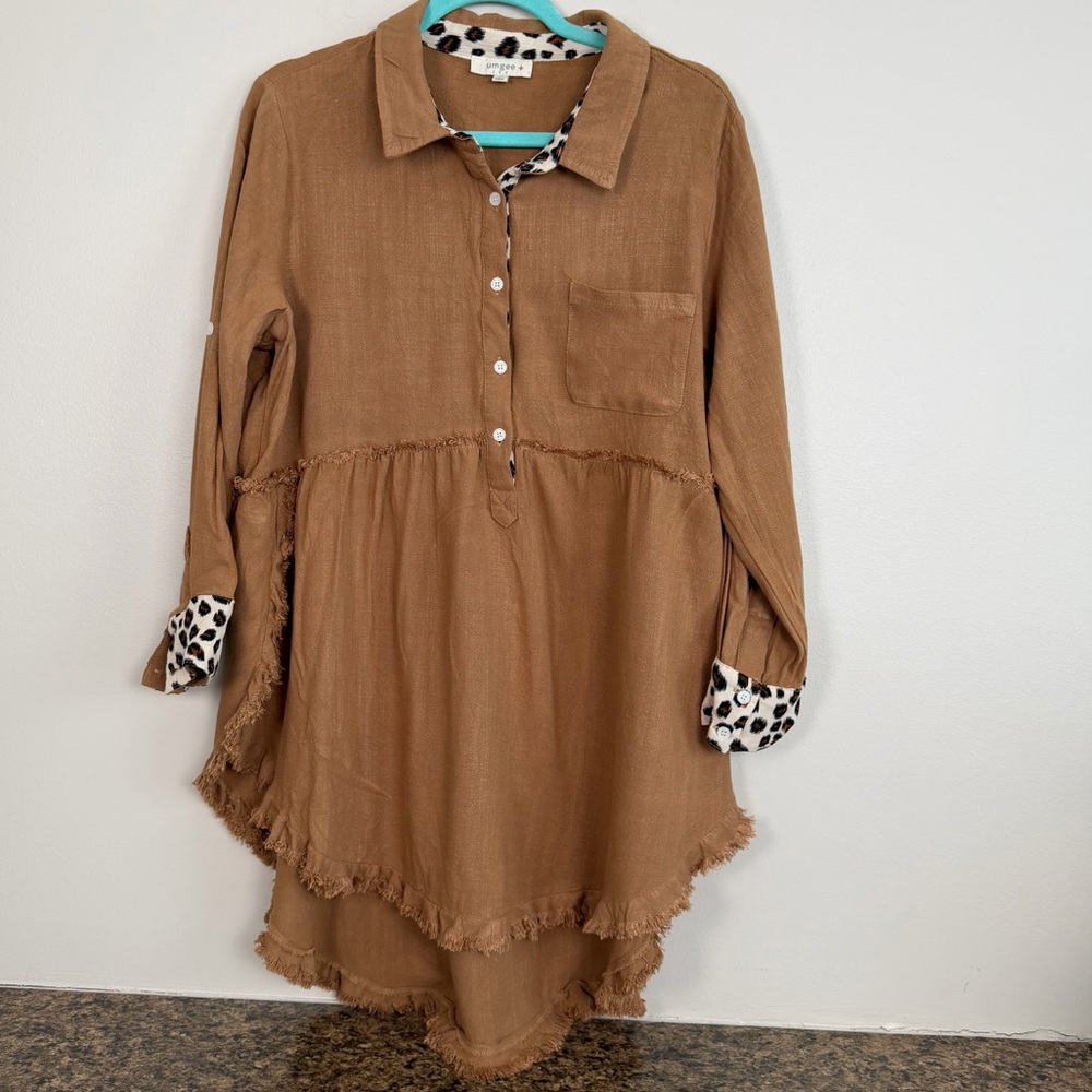 Umgee Tan Tunic with Leopard long sleeve XL Large